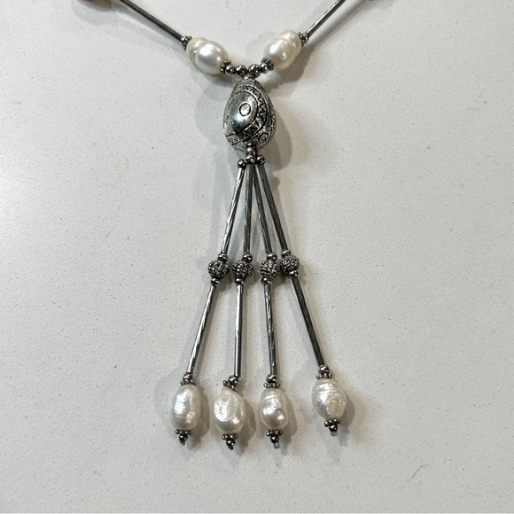 Hand Made Fresh Water Pearl Necklace - Picture 7 of 8